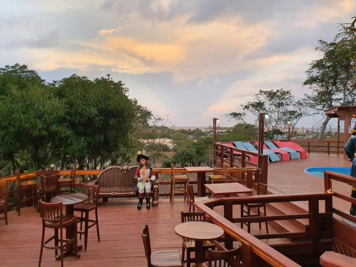 Hotel And Dive Center Roatan Yacht Club French Harbour ภายนอก รูปภาพ