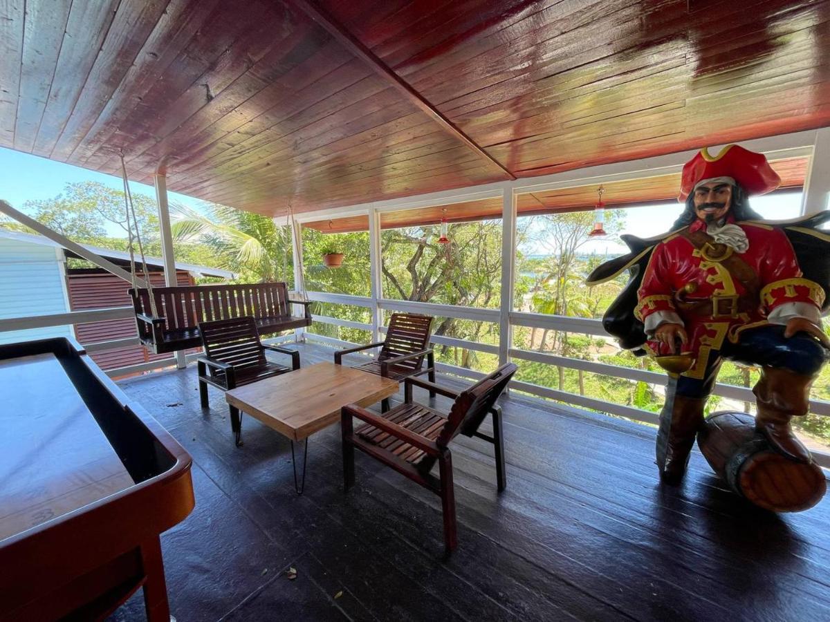 Hotel And Dive Center Roatan Yacht Club French Harbour ภายนอก รูปภาพ